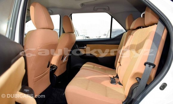 Buy Import Toyota Fortuner White Car in Import - Dubai in Batken Buy Import Toyota Fortuner White Car in Import - Dubai in Batken