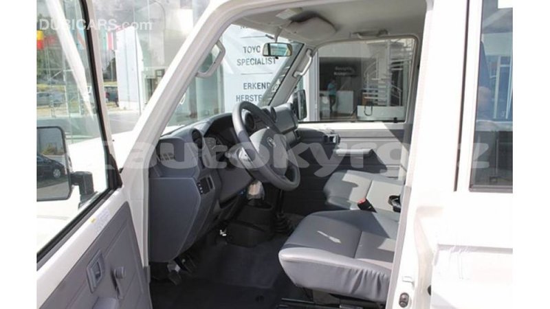 Big with watermark toyota land cruiser batken import dubai 3384