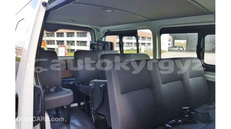 Big with watermark toyota hiace batken import dubai 3386