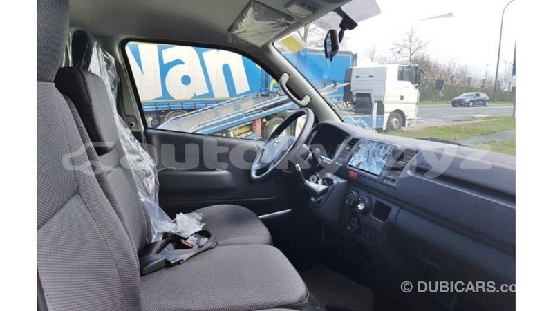 Big with watermark toyota hiace batken import dubai 3386