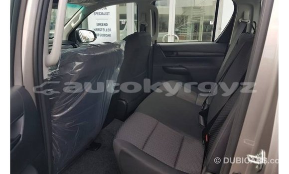 Buy Import Toyota Hilux Brown Car in Import - Dubai in Batken Buy Import Toyota Hilux Brown Car in Import - Dubai in Batken