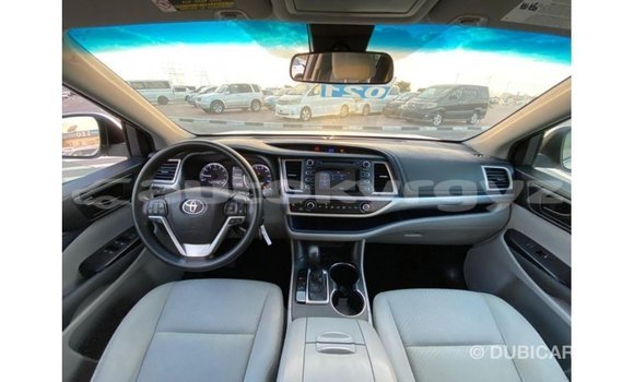 Buy Import Toyota Highlander White Car in Import - Dubai in Batken Buy Import Toyota Highlander White Car in Import - Dubai in Batken