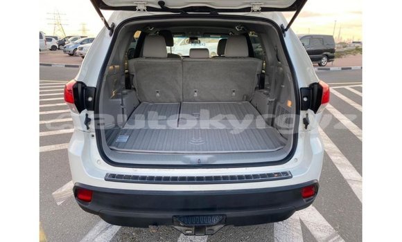 Buy Import Toyota Highlander White Car in Import - Dubai in Batken Buy Import Toyota Highlander White Car in Import - Dubai in Batken