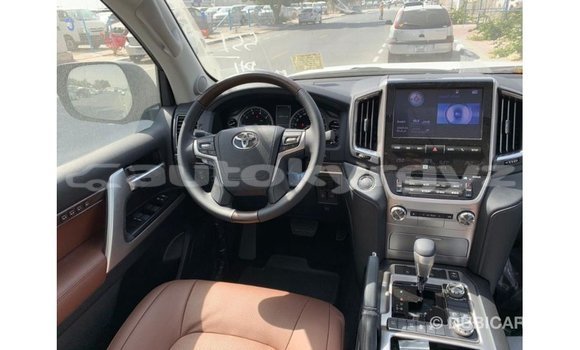 Buy Import Toyota Land Cruiser Black Car in Import - Dubai in Batken Buy Import Toyota Land Cruiser Black Car in Import - Dubai in Batken