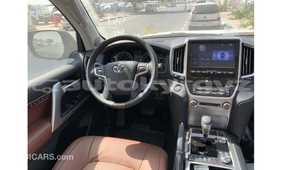 Buy Import Toyota Land Cruiser Black Car in Import - Dubai in Batken Buy Import Toyota Land Cruiser Black Car in Import - Dubai in Batken