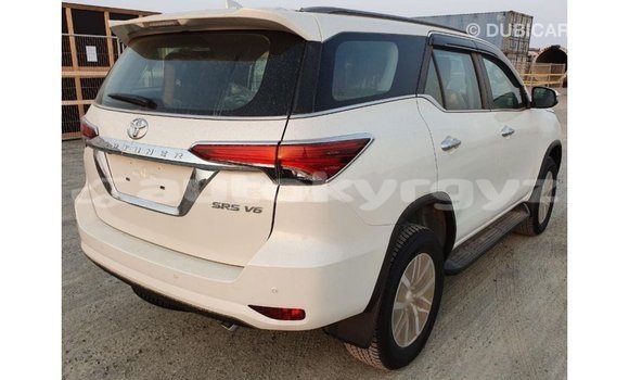 Buy Import Toyota Fortuner White Car in Import - Dubai in Batken Buy Import Toyota Fortuner White Car in Import - Dubai in Batken