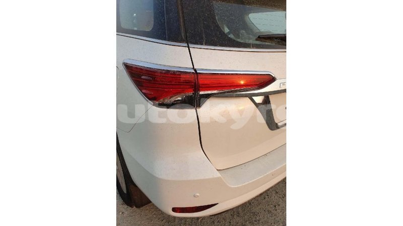 Big with watermark toyota fortuner batken import dubai 3424