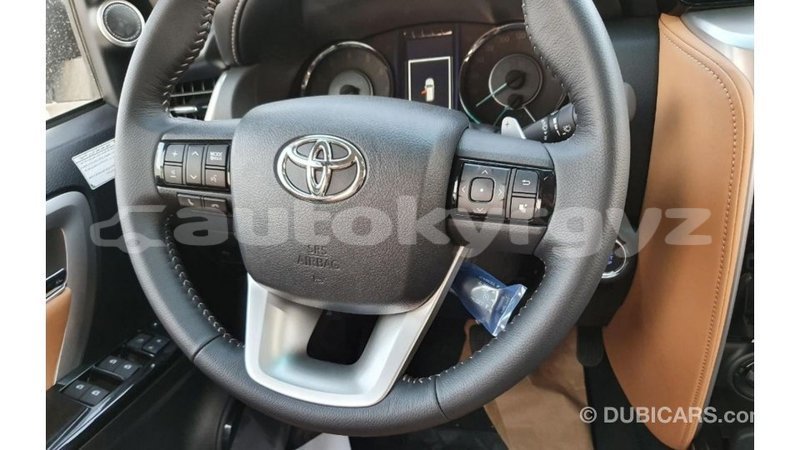 Big with watermark toyota fortuner batken import dubai 3424
