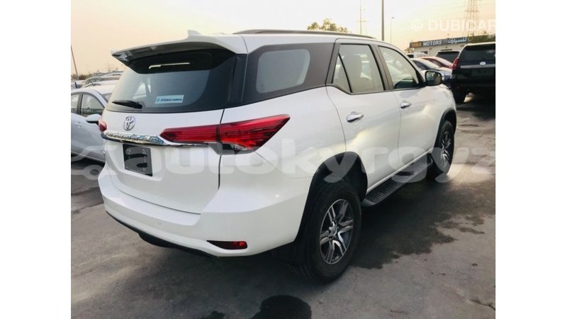 Big with watermark toyota fortuner batken import dubai 3433