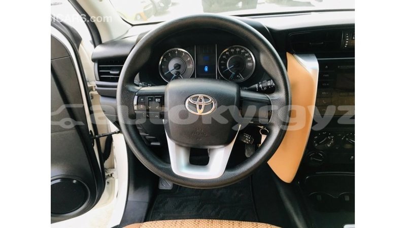 Big with watermark toyota fortuner batken import dubai 3433