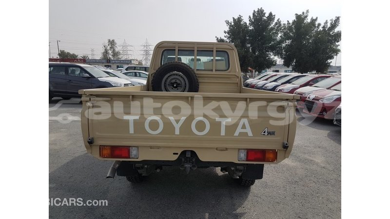 Big with watermark toyota land cruiser batken import dubai 3443