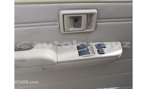 Buy Import Toyota Land Cruiser Beige Car in Import - Dubai in Batken Buy Import Toyota Land Cruiser Beige Car in Import - Dubai in Batken
