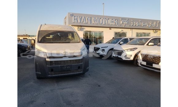 Buy Import Toyota Hiace White Car in Import - Dubai in Batken Buy Import Toyota Hiace White Car in Import - Dubai in Batken