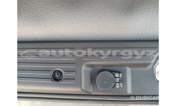 Buy Import Toyota Hiace White Car in Import - Dubai in Batken Buy Import Toyota Hiace White Car in Import - Dubai in Batken