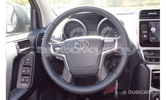 Buy Import Toyota Hilux Black Car in Import - Dubai in Batken Buy Import Toyota Hilux Black Car in Import - Dubai in Batken