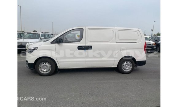 Buy Import Hyundai Cargo White Car in Import - Dubai in Batken Buy Import Hyundai Cargo White Car in Import - Dubai in Batken