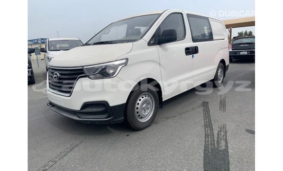 Buy Import Hyundai Cargo White Car in Import - Dubai in Batken Buy Import Hyundai Cargo White Car in Import - Dubai in Batken