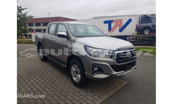 Buy Import Toyota Hilux Other Car in Import - Dubai in Batken Buy Import Toyota Hilux Other Car in Import - Dubai in Batken