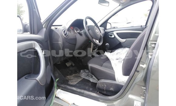 Buy Import Renault Duster Green Car in Import - Dubai in Batken Buy Import Renault Duster Green Car in Import - Dubai in Batken