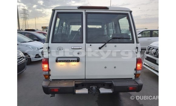 Buy Import Toyota Land Cruiser White Car in Import - Dubai in Batken Buy Import Toyota Land Cruiser White Car in Import - Dubai in Batken