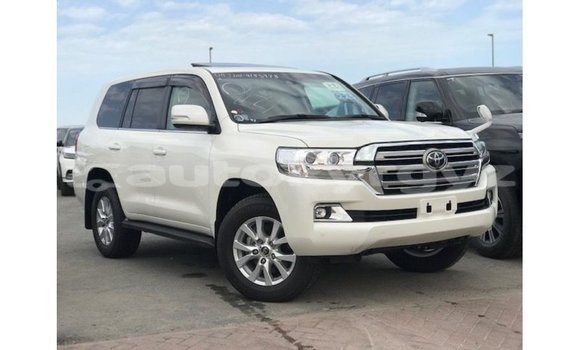 Buy Import Toyota Land Cruiser White Car in Import - Dubai in Batken Buy Import Toyota Land Cruiser White Car in Import - Dubai in Batken