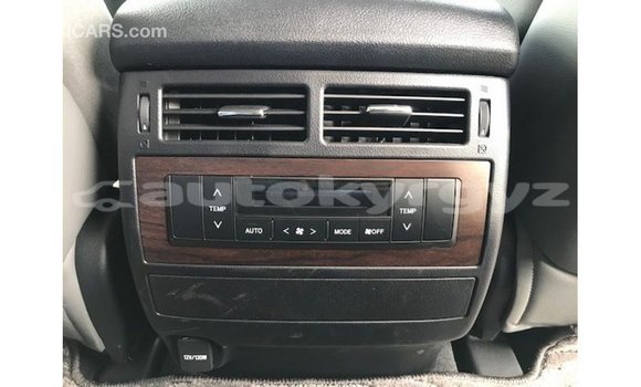 Buy Import Toyota Land Cruiser White Car in Import - Dubai in Batken Buy Import Toyota Land Cruiser White Car in Import - Dubai in Batken