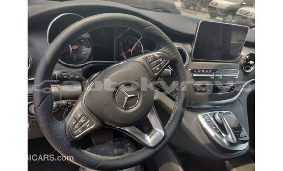 Buy Import Mercedes-Benz 250 Black Car in Import - Dubai in Batken Buy Import Mercedes-Benz 250 Black Car in Import - Dubai in Batken