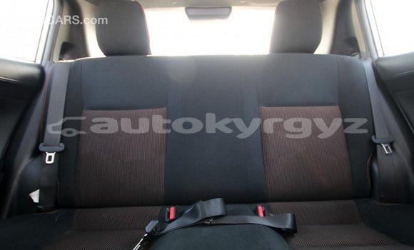 Buy Import Toyota Yaris White Car in Import - Dubai in Batken Buy Import Toyota Yaris White Car in Import - Dubai in Batken