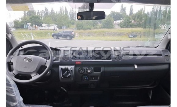 Buy Import Toyota Hiace White Car in Import - Dubai in Batken Buy Import Toyota Hiace White Car in Import - Dubai in Batken