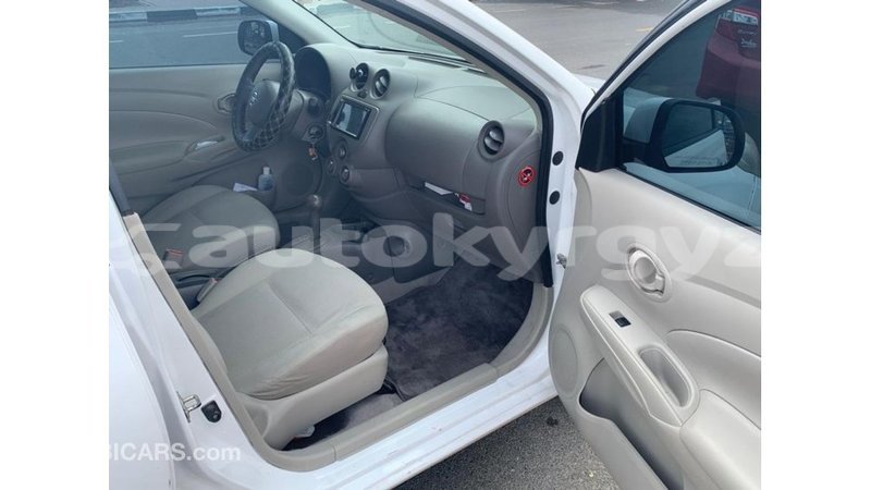 Big with watermark nissan sunny batken import dubai 3515