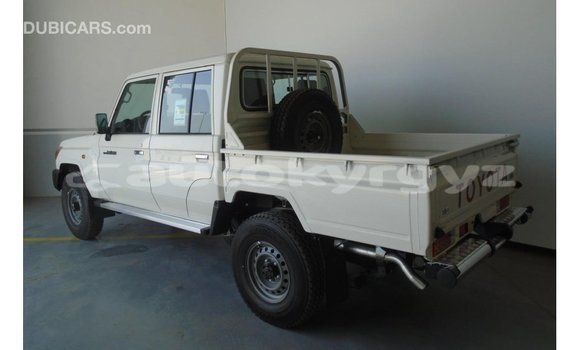 Buy Import Toyota Land Cruiser White Car in Import - Dubai in Batken Buy Import Toyota Land Cruiser White Car in Import - Dubai in Batken