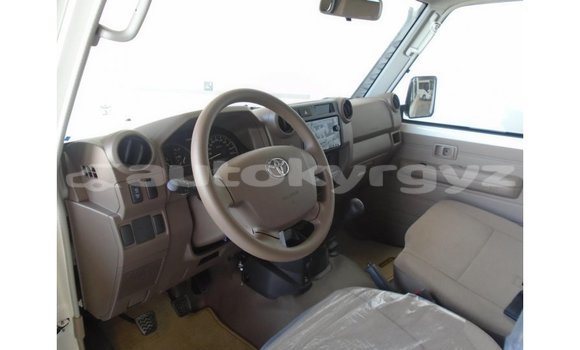 Buy Import Toyota Land Cruiser White Car in Import - Dubai in Batken Buy Import Toyota Land Cruiser White Car in Import - Dubai in Batken