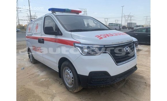 Buy Import Hyundai Accent White Car in Import - Dubai in Batken Buy Import Hyundai Accent White Car in Import - Dubai in Batken