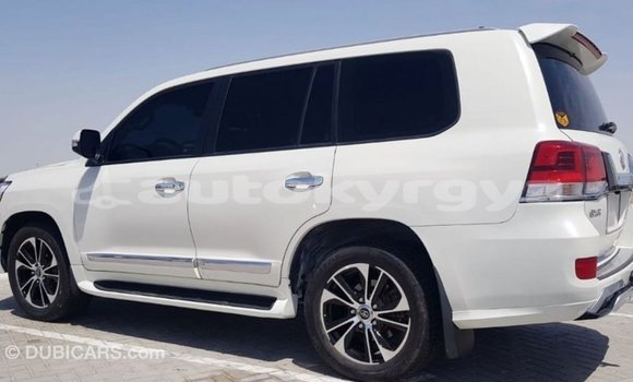 Buy Import Toyota Land Cruiser White Car in Import - Dubai in Batken Buy Import Toyota Land Cruiser White Car in Import - Dubai in Batken