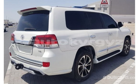 Buy Import Toyota Land Cruiser White Car in Import - Dubai in Batken Buy Import Toyota Land Cruiser White Car in Import - Dubai in Batken