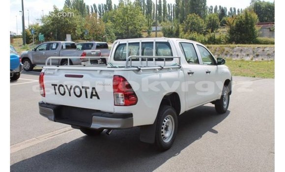 Buy Import Toyota Hilux White Car in Import - Dubai in Batken Buy Import Toyota Hilux White Car in Import - Dubai in Batken