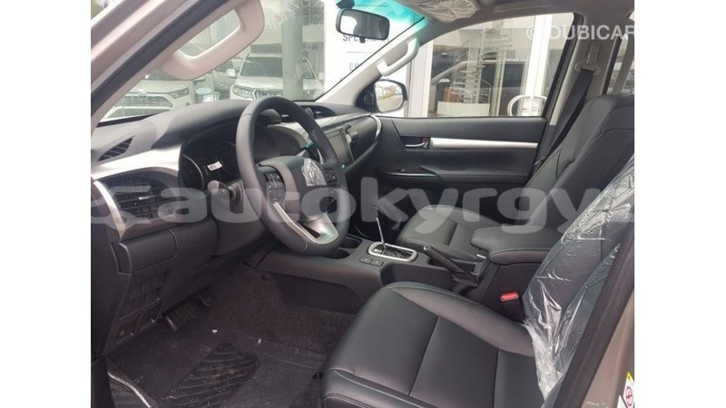 Big with watermark toyota hilux batken import dubai 3546