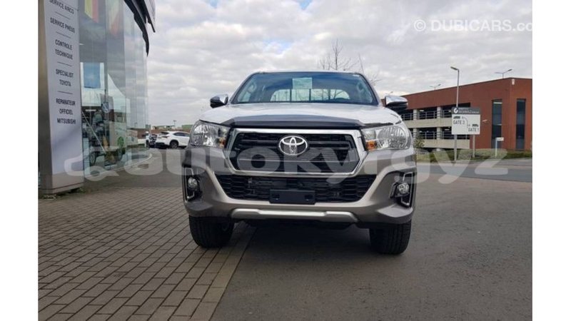 Big with watermark toyota hilux batken import dubai 3551
