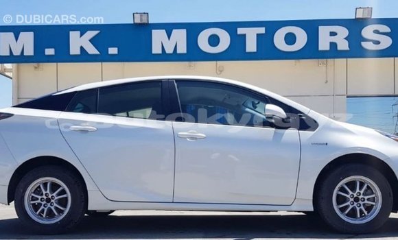 Buy Import Toyota Prius White Car in Import - Dubai in Batken Buy Import Toyota Prius White Car in Import - Dubai in Batken