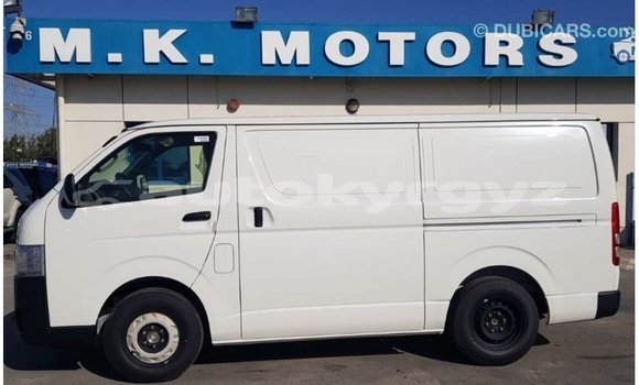 Buy Import Toyota Hiace White Car in Import - Dubai in Batken Buy Import Toyota Hiace White Car in Import - Dubai in Batken