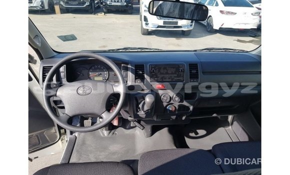 Buy Import Toyota Hiace White Car in Import - Dubai in Batken Buy Import Toyota Hiace White Car in Import - Dubai in Batken