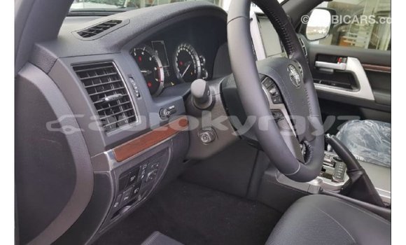 Buy Import Toyota Land Cruiser Black Car in Import - Dubai in Batken Buy Import Toyota Land Cruiser Black Car in Import - Dubai in Batken