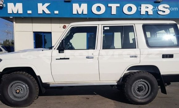 Buy Import Toyota Land Cruiser White Car in Import - Dubai in Batken Buy Import Toyota Land Cruiser White Car in Import - Dubai in Batken