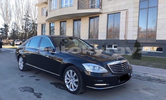 Buy Used Mercedes-Benz S-klasse Black Car in Bishkek in Bishkek