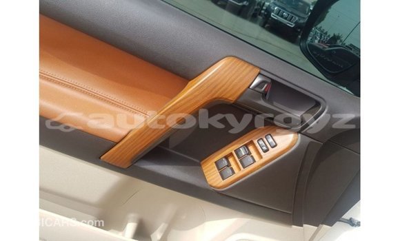 Buy Import Toyota Land Cruiser White Car in Import - Dubai in Batken Buy Import Toyota Land Cruiser White Car in Import - Dubai in Batken