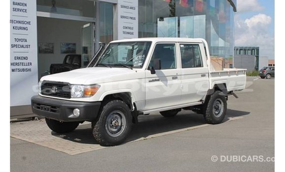 Buy Import Toyota Land Cruiser White Car in Import - Dubai in Batken Buy Import Toyota Land Cruiser White Car in Import - Dubai in Batken