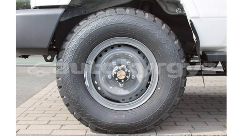 Big with watermark toyota land cruiser batken import dubai 3616