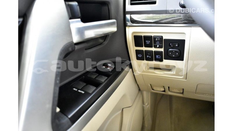 Big with watermark toyota land cruiser batken import dubai 3634