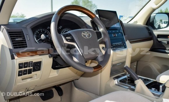 Buy Import Toyota Land Cruiser White Car in Import - Dubai in Batken Buy Import Toyota Land Cruiser White Car in Import - Dubai in Batken