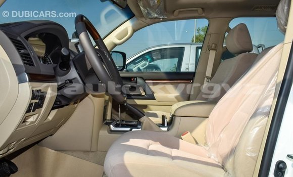 Buy Import Toyota Land Cruiser White Car in Import - Dubai in Batken Buy Import Toyota Land Cruiser White Car in Import - Dubai in Batken